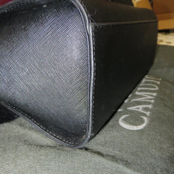 Vince Camuto Black Italian Leather Tote Handbag Crossbody w/ orig charm & tassel - Picture 6 of 15